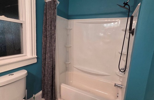 Rochester Apartment | Charming 2-bedroom apartment in terrific Rochester with WiFi