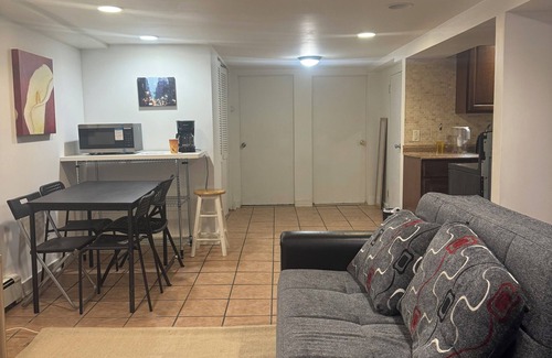Greenwood Apartment | Charming 2-bedroom apartment in Brooklyn with WiFi, close to Manhattan