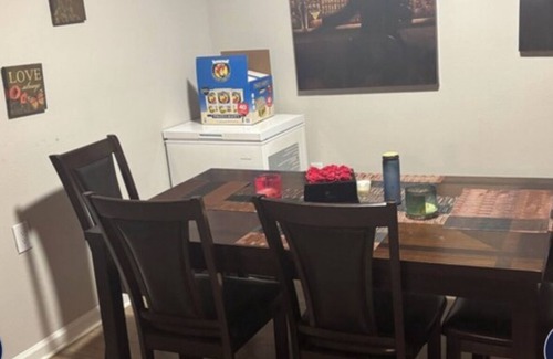 Kennesaw Apartment | Charming 2-bedroom apartment with AC, WiFi in nice Kennesaw