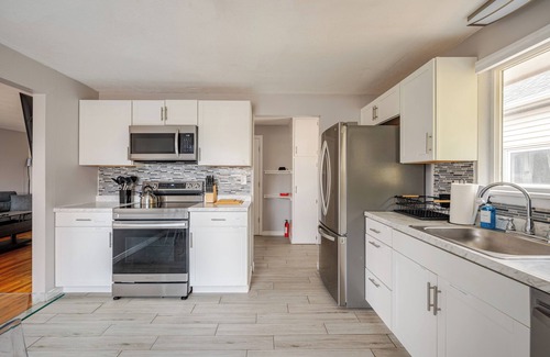 Loveland Apartment | Charming 2-bedroom apartment in welcoming Loveland