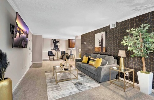 Cumberland Apartment | Charming 2-bedroom apartment retreat, in enjoyable Marietta