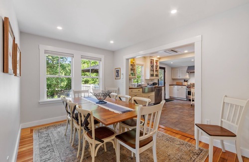 Rockport Apartment | Charming 2-bedroom apartment in serene Rockport neighborhood