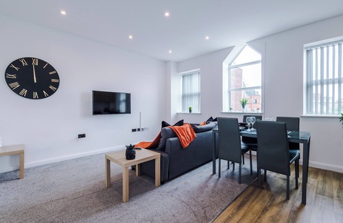 Bolton Apartment | Charming 2-bedroom apartment in Bolton with WiFi access