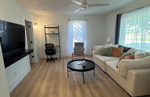 Galien Apartment | Charming 2-bedroom apartment in historical Galien with AC, WiFi fully rehabbed