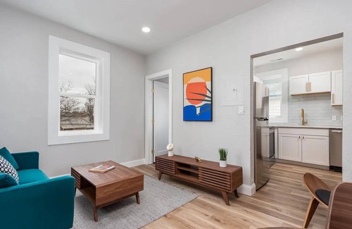 Pueblo Apartment | Charming 2-bedroom apartment with AC, WiFi in enchanting Pueblo