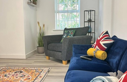 Churchtown Apartment | Charming 2-bedroom apartment near Southport with free parking