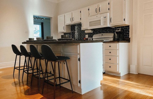 Tyler Park House | Charming 2-bedroom Bungalow - Walkable & Close to Downtown