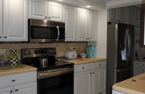 Siesta Key House | Charming 2-bedroom beach front condominium in Siesta Key