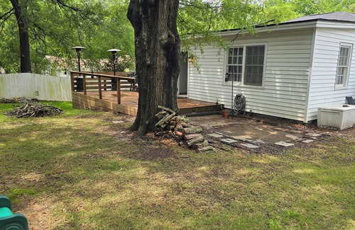 Columbus House | Charming 2-bedroom bungalow with WiFi minutes away from St Francis Hospital