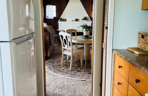 Bear Lake Cottage | Charming 2-bedroom cottage on Bear Lake