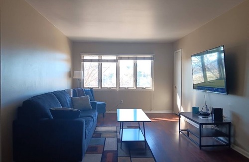 Sheboygan Condo | Charming 2-bedroom condo with WiFi, AC in quaint Sheboygan