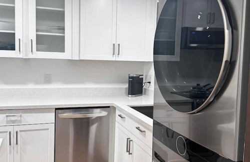 Edgewood Condo | Charming 2-bedroom condo with AC and WiFi in marvelous Edgewood