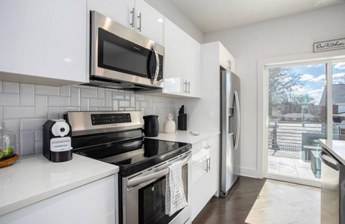 Atlanta Condo | Charming 2-bedroom condo with AC and WiFi in Atlanta!