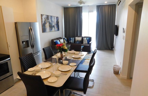 Jaco Condo | Charming 2-bedroom condo with WiFi and AC in Jaco, sleeps six, next door to pool