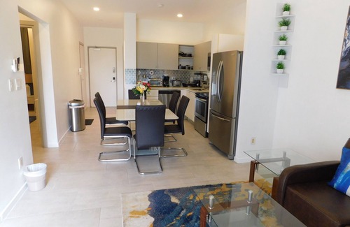 Jaco Condo | Charming 2-bedroom condo with WiFi and AC in Jaco, sleeps six, next door to pool
