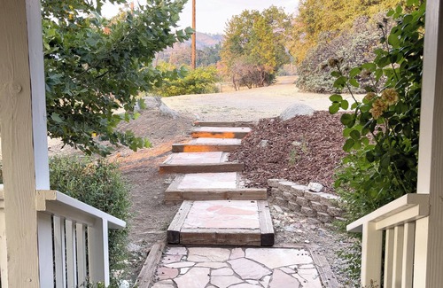 Mariposa Cottage | Charming 2-bedroom cottage in rural Mariposa near Yosemite National Park