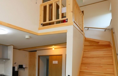 Nakafurano Cottage | Charming 2-bedroom cottage in awesome 中富良野町 with WiFi, AC
