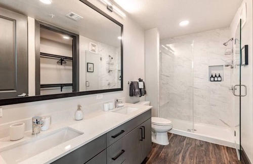 North Burnet Apartment | Charming 2-bedroom Cozy apartment with fitness room and AC in wonderful Austin