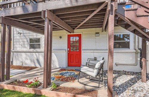 Greenwood Village Apartment | Charming 2-bedroom garden level suite in tranquil Denver Tech Center