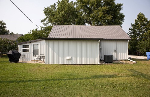 Tonganoxie House | Charming 2-bedroom home in Tonganoxie, Kansas
