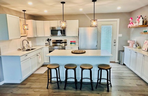 Rockport House | Charming 2-bedroom house in Rockport with AC, WiFi. Enjoy your stay