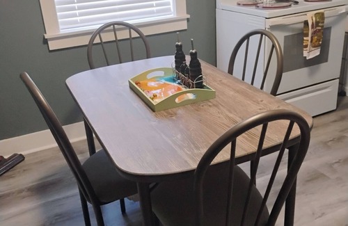Chipley House | Charming 2-bedroom house in welcoming Chipley Florida
