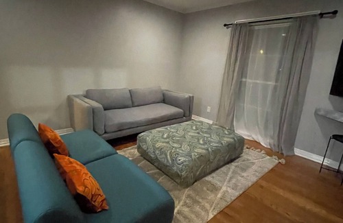 Oak Cliff House | Charming 2-bedroom house in Dallas with AC