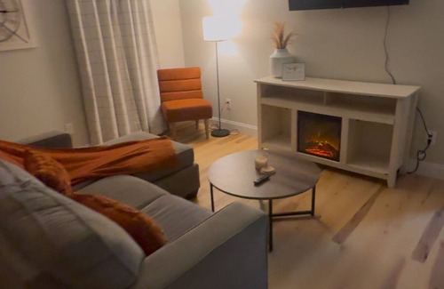 Tampa House | Charming 2-bedroom house with WiFi, AC in fantastic Tampa