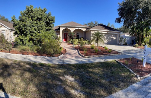 Greater Northdale House | Charming 2-bedroom house in welcoming Tampa with AC