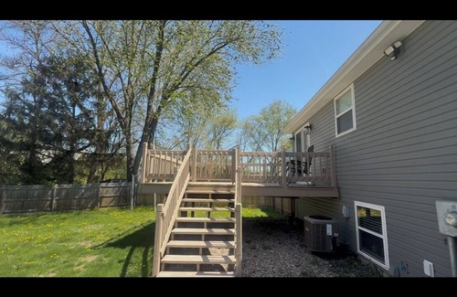 Toledo House | Charming 2-bedroom house in delightful Toledo Ohio