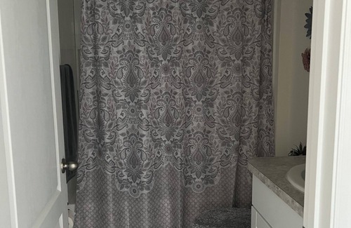 Kissimmee House | Charming 2-bedroom in a beautiful house in Kissimmee with WiFi and AC