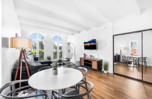 South Mission Beach Condo | Charming 2-bedroom in the heart of Mission Beach, Steps to the Beach
