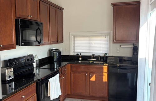 Fair Haven Cottage | Charming 2-bedroom lakefront cottage in Ira, along Anchor Bay with AC