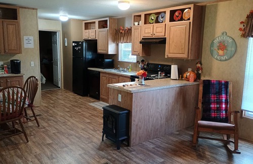 Langley House | Charming 2-bedroom mobile home in tranquil Langley, AR, with AC