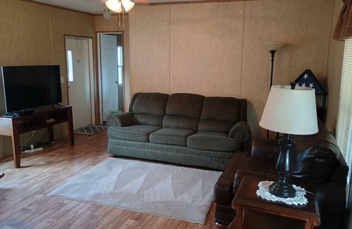 Langley House | Charming 2-bedroom mobile home in tranquil Langley, AR, with AC