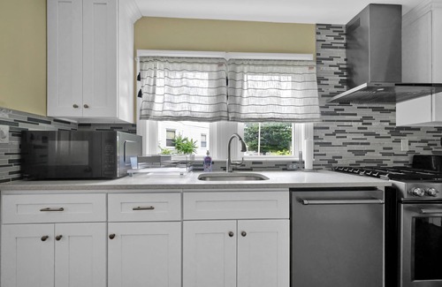 Watertown Apartment | Charming 2-Bedroom + Office Apartment in Watertown + WiFi & Parking