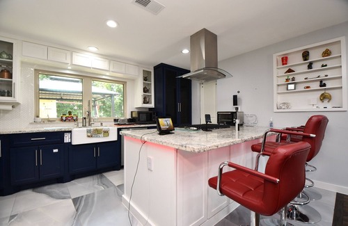 OST - South Union House | Charming 2 bedroom, Smart Home near Medical Center