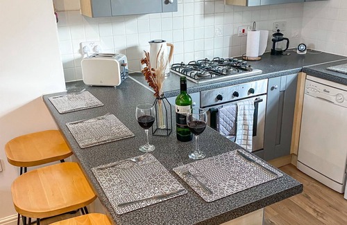 Lichfield Cottage | Charming 2 bedroom Town House - Lichfield City Centre