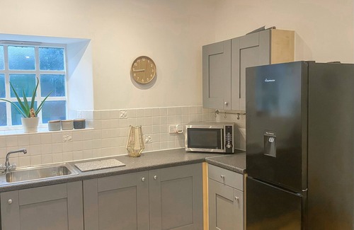 Lichfield Cottage | Charming 2 bedroom Town House - Lichfield City Centre