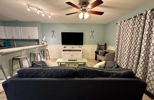 Mary Esther House | Charming 2-bedroom townhome with sound access, pool and grill