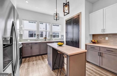 East Atlanta House | Charming 2-bedroom townhome in Atlanta's top entertainment district
