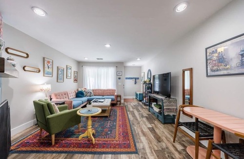 Smyrna House | Charming 2-bedroom townhome in Smyrna with WiFi, AC