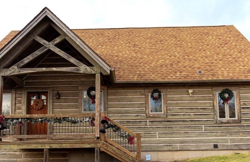 Balsam Lake Cabin | Charming 2 bedroom cabin w/loft on White Ash Lake