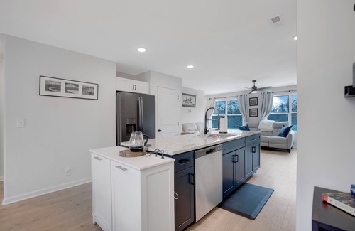 Clarksville House | Charming 2-bedroom house near downtown Clarksville