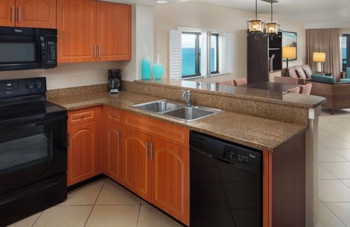 Hutchinson Island South Resort | Charming 2-bedroom Vistana Beach Club in tranquil Jensen Beach
