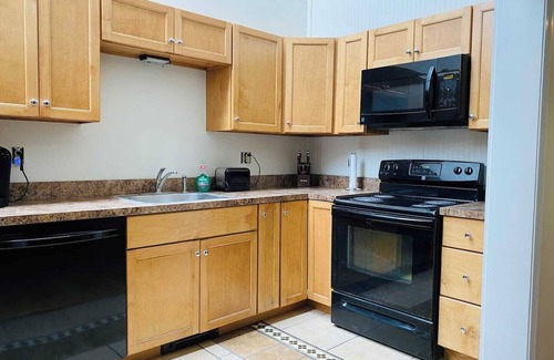 North Conway House | Charming 2-bedroom house with AC, WiFi in North Conway