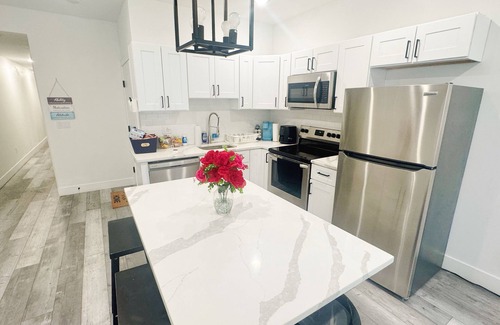 Mantua Apartment | Charming 2-bedroom apartment in the heart of Philadelphia