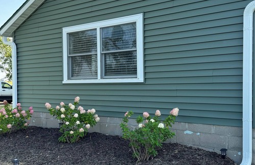Platteville Cottage | Charming 2-bedroom cottage close to UW Platteville