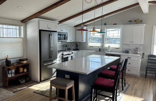 Provincetown House | Charming 2-bedroom house in brilliant Provincetown with AC