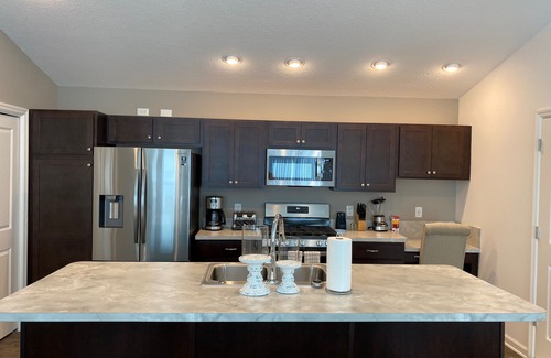 Leesburg Villa | Charming 2 Bedroom Villa w/BBQ & 4 Seater Golf Cart!